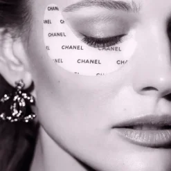 Chanel Visage^LE LIFT FLASH EYE | Avenue des Parfums